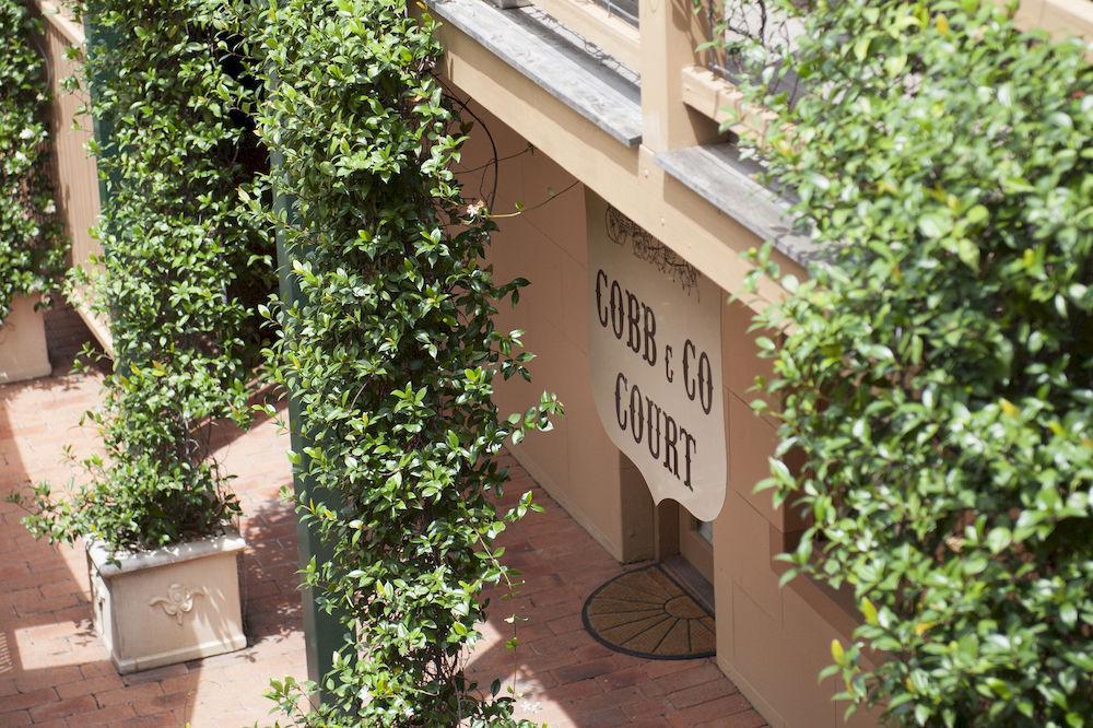 Cobb & Co Court Boutique Hotel Mudgee Dış mekan fotoğraf